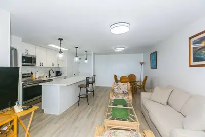 Image de Discovery Bay 1 Bedroom Ocean View, près de la plage!