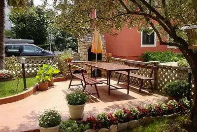 Image de Studio Rumin, à 500 m de la plage, 2-3 personnes, WiFi gratuit, jardin, barbecue, parking