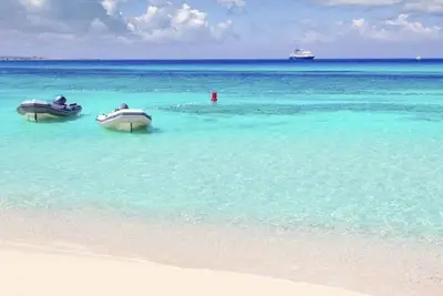 Image de Suite 11 ★ Beach Home & Private Beach Access Gallipoli Pouilles