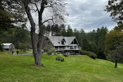 Image de Private mountain lodge and estate w/ lakes, trails, close to Dartmouth, & skiing