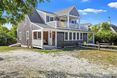 Image de À quelques pas de la baie de Cape Cod!