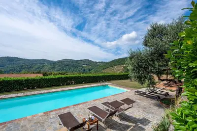 Image de Agréable appartement pour 18 personnes avec Wifi, piscine, patio, animaux admis et parking