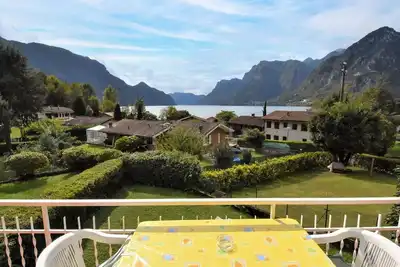 Confortable appartement pour 12 personnes avec Wifi, Tv, terrasse, animaux admis et parking