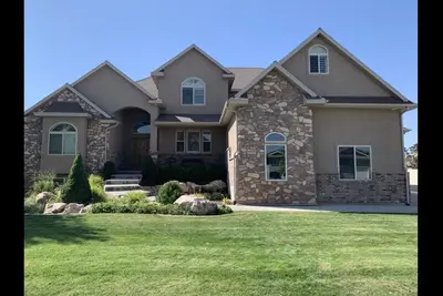 Image de Une maison de campagne pour commencer votre aventure.