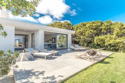 Image de Villa Grey Lux - Independent Villa