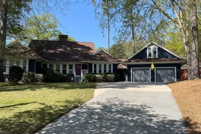 Image de Grande maison pour la location de maîtres et les événements d'entreprise