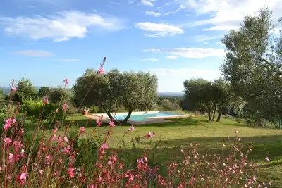 Image de Ferme dans la Tuscia avec piscine et grand jardin