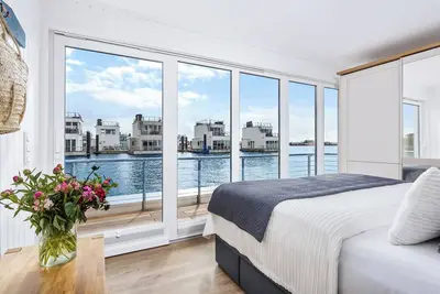 Image de 5 Beaufort: vue mer, terrasse sur le toit, ponton, chaise de plage, sauna