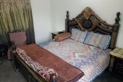 Image de Furnished Room/Budget Friendly near Lahore Airport