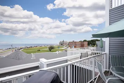 Image de Ocean Views Condo en face de Narragansett Town Beach