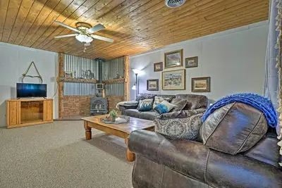 Image de Nouveau! Appartement Pioche sur la rue Main, près de la randonnée!