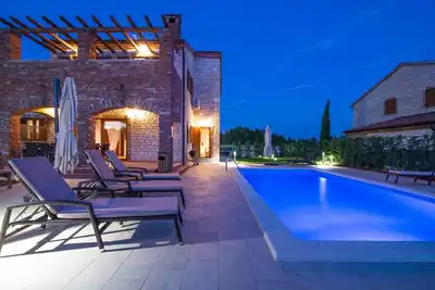 Image de Villa Suzy - Belle villa familiale avec piscine extérieure