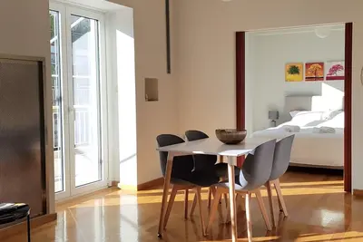 Image de Penthouse de 3 chambres avec une immense véranda, et des conforts modernes.