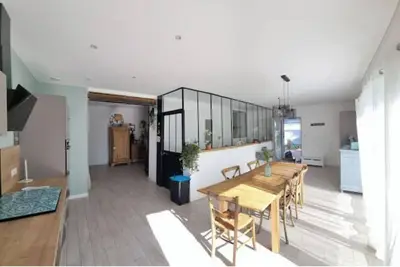 Image de the Tours stopover