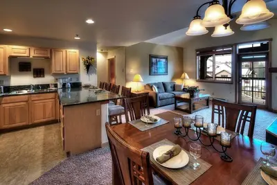 Spring Break Grand Timber 3 / 21-3 / 28 Rare 3 chambres / 3 salles de bain Ski-In / Ski-Out