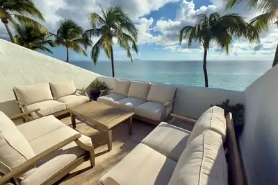 Image de Luxe et Moderne 3br sur la plage - Cupecoy