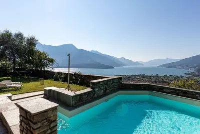 Image de Agréable appartement pour 2 personnes avec piscine, Wifi, Tv, patio et parking