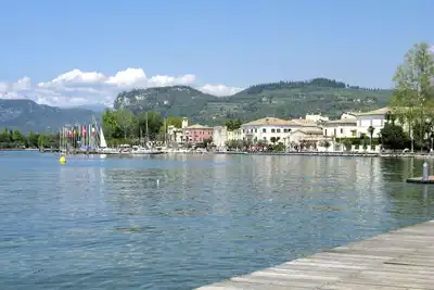 Joli appartement pour 7 personnes avec climatisation, piscine, Wifi, Tv, terrasse et parking