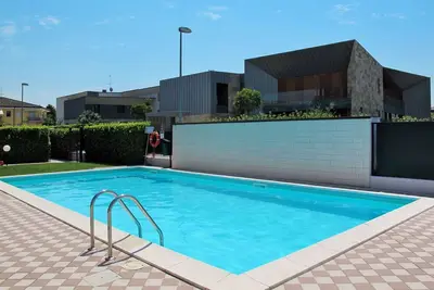 Image de Agréable appartement pour 4 personnes avec Wifi, climatisation, piscine, Tv et balcon