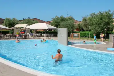 Image de Bel appartement pour 4 personnes avec climatisation, piscine, Wifi, Tv, balcon et animaux admis