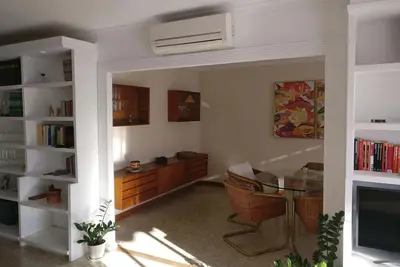 Image de stylish apartment with bike & car park