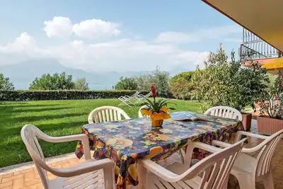Image de Agréable appartement pour 5 personnes avec piscine, climatisation, Wifi, Tv, terrasse et parking