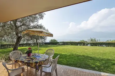Agréable appartement pour 7 personnes avec piscine, Wifi, Tv, terrasse et parking
