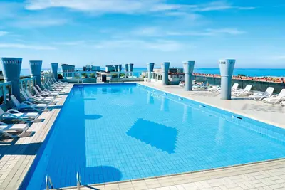 Image de Confortable appartement pour 4 personnes avec climatisation, Wifi, piscine, Tv et terrasse