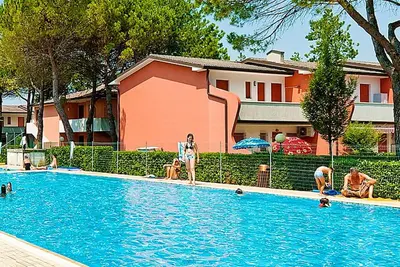 Image de Confortable appartement pour 6 personnes avec piscine, climatisation, Tv, terrasse et animaux admis