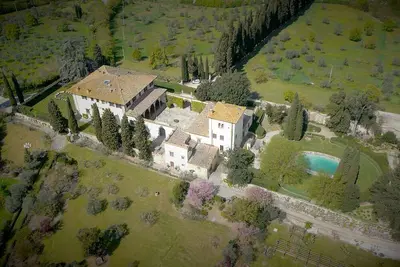 Une Villa De Luxe Sur Les Collines De Florence