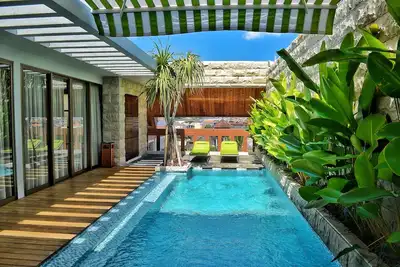 Image de Villa Familiale avec Vue sur la Ville et la Piscine (TSky Villa 3)