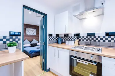Image de Stay With Empire - Tyldesley Rd