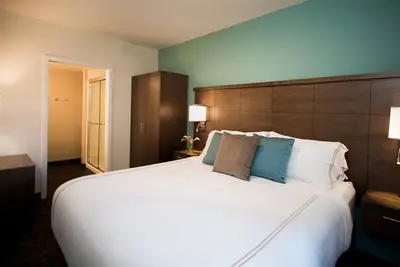 Image de Suite haut de gamme + centre de remise en forme ouvert 24h / 24 + petit-déjeuner gratuit | Près du lac Union