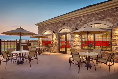 Image de Suite entièrement équipée et charmante | Petit déjeuner Gratuit + Wi-Fi