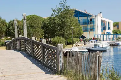 Image de Appart Duplex à Lac Hourtin | Accès Piscine + Terrain de Pétanque