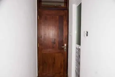 Image de Luxueuse maison moderne de 2 chambres avec petit déjeuner gratuit