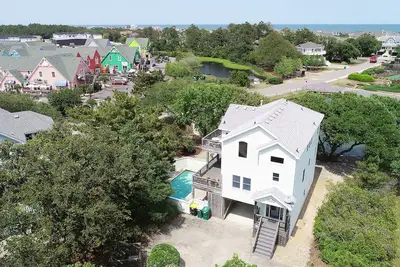 Image de 17, Sugar Magnolia / Oceanside, 5 chambres, 5. 5 salles de bain