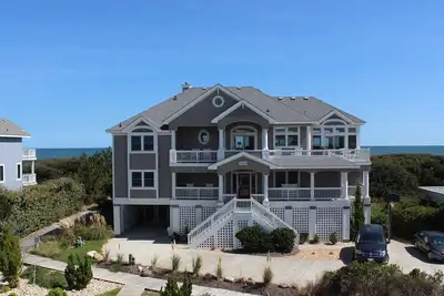 Image de Pi187, juste sur la plage / Oceanfront, 8 chambres, 7. 5 salles de bains