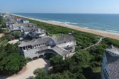 Pm1, Ariel / Oceanfront, 6 chambres, 7. 2 salles de bain
