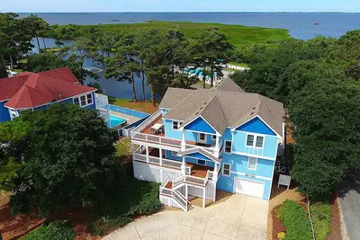 Image de 549, Sunrise Sunset / Soundfront, 6 chambres, 6. 5 salles de bains