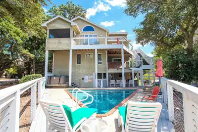 Image de 345, Carolina Sunset / Soundfront, 4 chambres, 4. 5 salles de bains