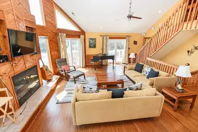 Image de 117, Sound Waves / Oceanside, 5 chambres, 3 salles de bains