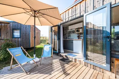 Image de Cottage Prestige - 3 chambres Bois (draps inclus) 6 personnes