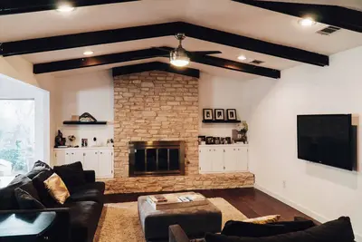 Image de Sxsw House près de l'emblématique Barton Springs