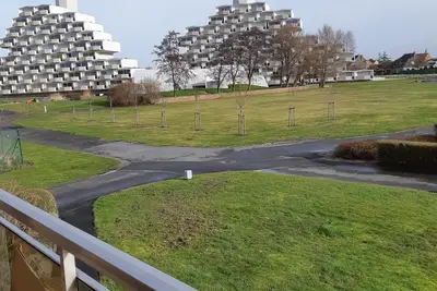 Image de appartement dans un parc de 10 hectare, 800m de la mer