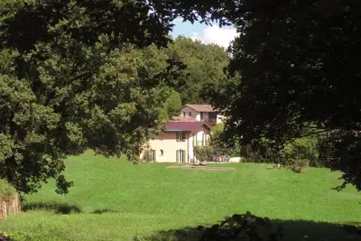 Image de La Commisseria Belle maison neuve avec piscine privée en pleine nature