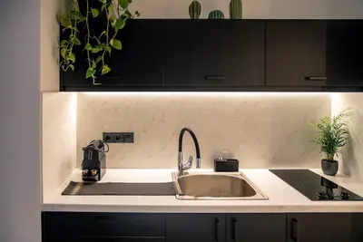 Image de Studio moderne près de la place Psirri (Triple A) 1