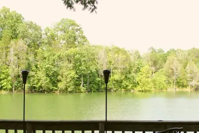 Image de 🚤 Escapade / quai majestueux au bord du lac, rampe, bain à remous et accès rapide aux sentiers de Vtt❇