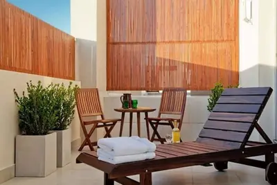 Image de Art Suites & Gallery