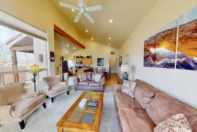 Image de Robert's Roost ~ W4: 3 Br / 2 Ba condo à Moab, pour 8 personnes